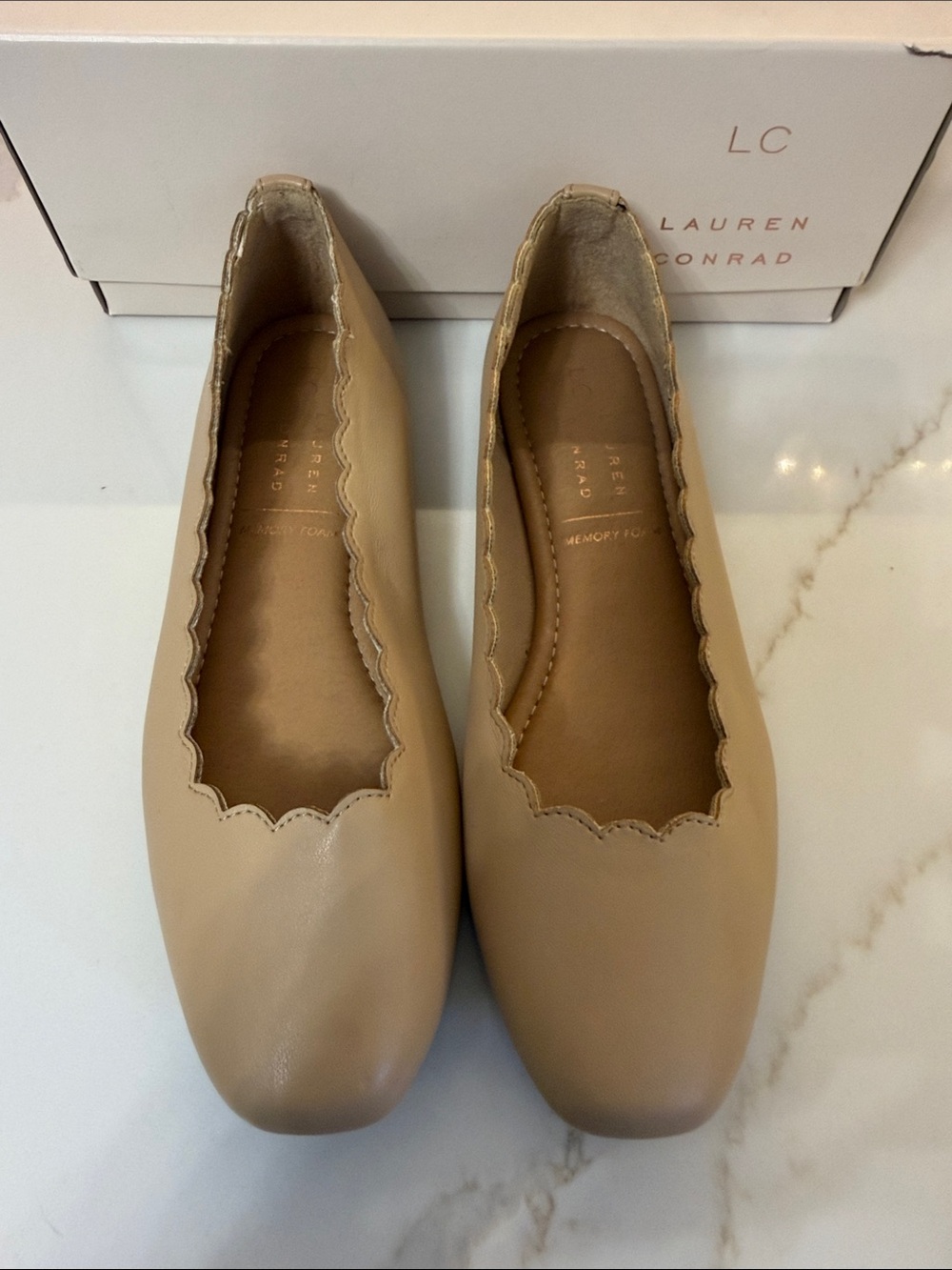 LC Lauren Conrad Beige Scalloped Ballet Flats